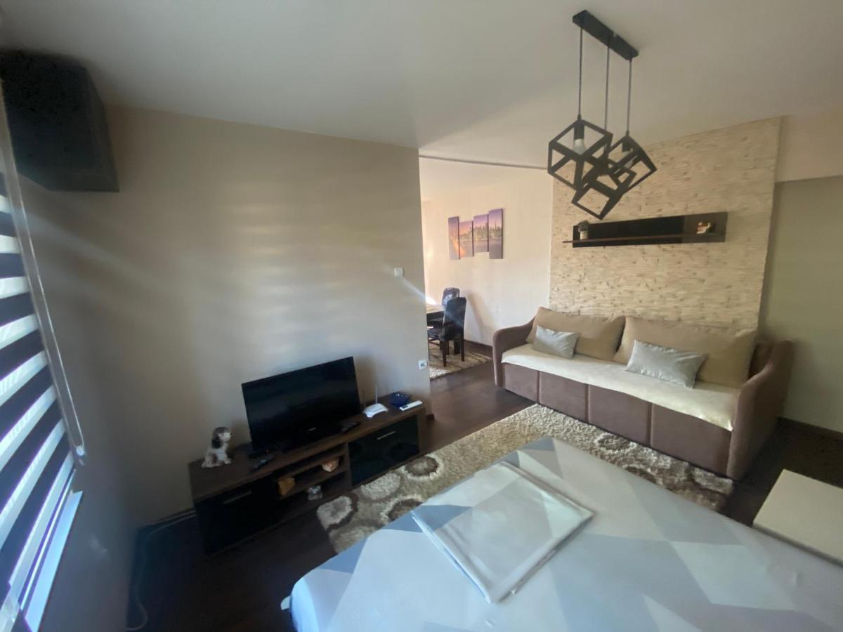 Arni Apartments Donja Vrezina ภายนอก รูปภาพ